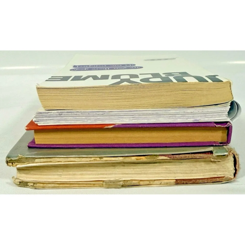 Judy Blume Book Lot Set of 4 Mixed Sizes Multicolor Tiger Eyes Superfudge YA